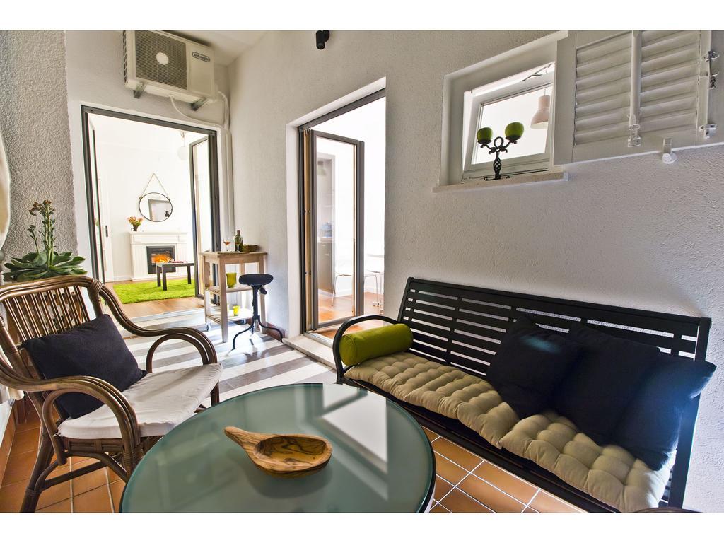 Boutique City Center View Apartments สปลิท ภายนอก รูปภาพ